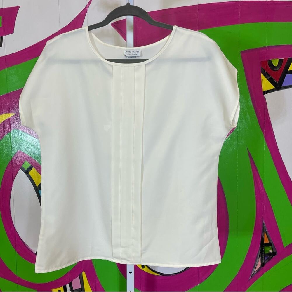 Anne Rashel, Vintage Women's Ivory Blouse. Size 12. In good used condition!